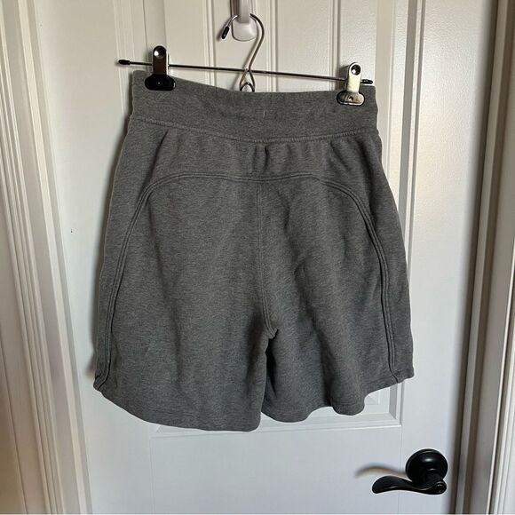 Lululemon All Yours High Rise Short *7"
Heathered Core Medium Grey - Picture 7 of 9